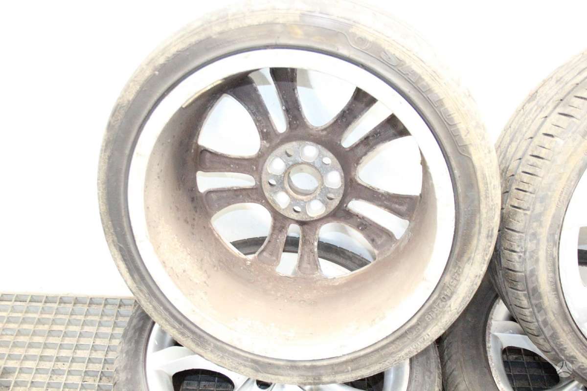 Audi TT, light alloy, R18