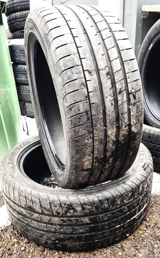 Goodyear, summer 285/40 R21