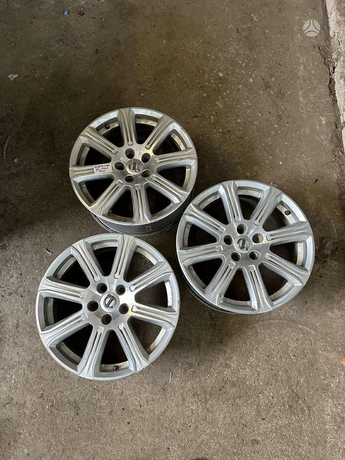 Volvo 31423870, light alloy, R17