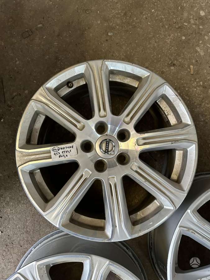 Volvo 31423870, light alloy, R17