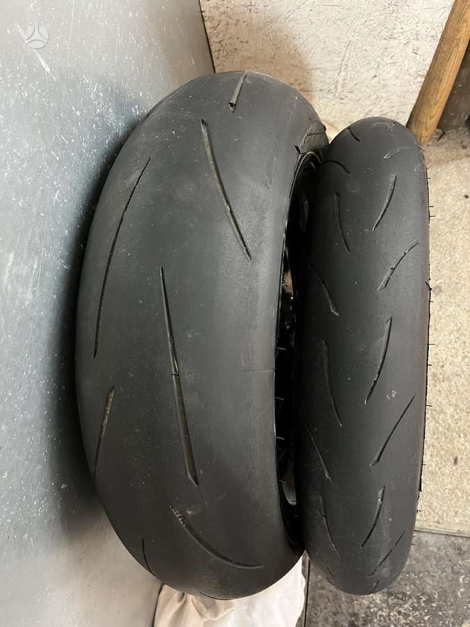 Metzeler, летние 190/55 R17