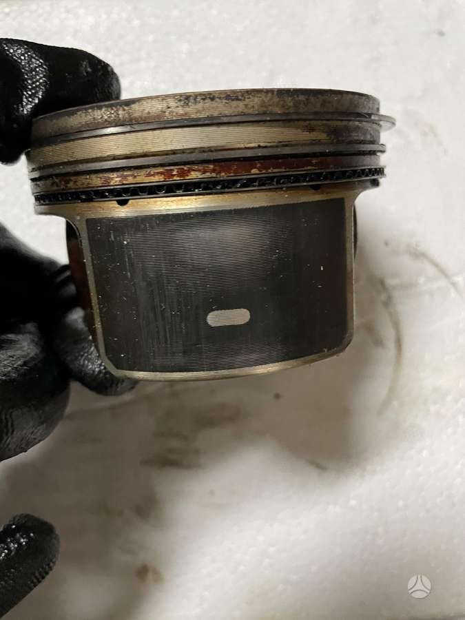 Volvo XC90 engine parts