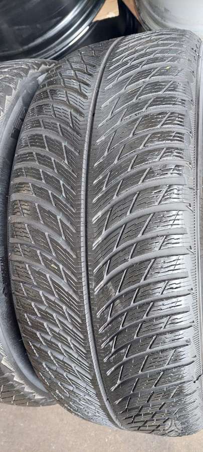 Michelin, зимние 235/50 R19
