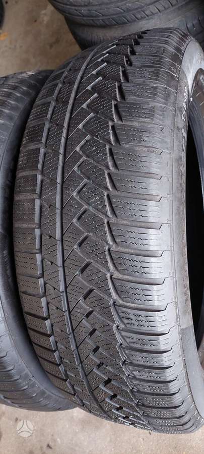 Continental, žieminės 235/55 R19
