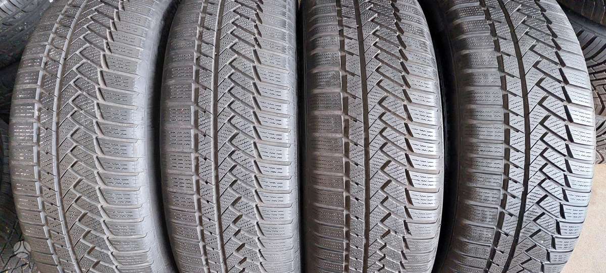 Continental, зимние 235/55 R19