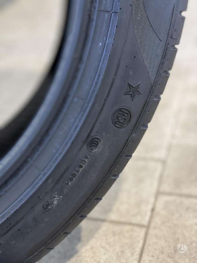 Pirelli P ZERO PZ4 RSC, summer 275/40 R21