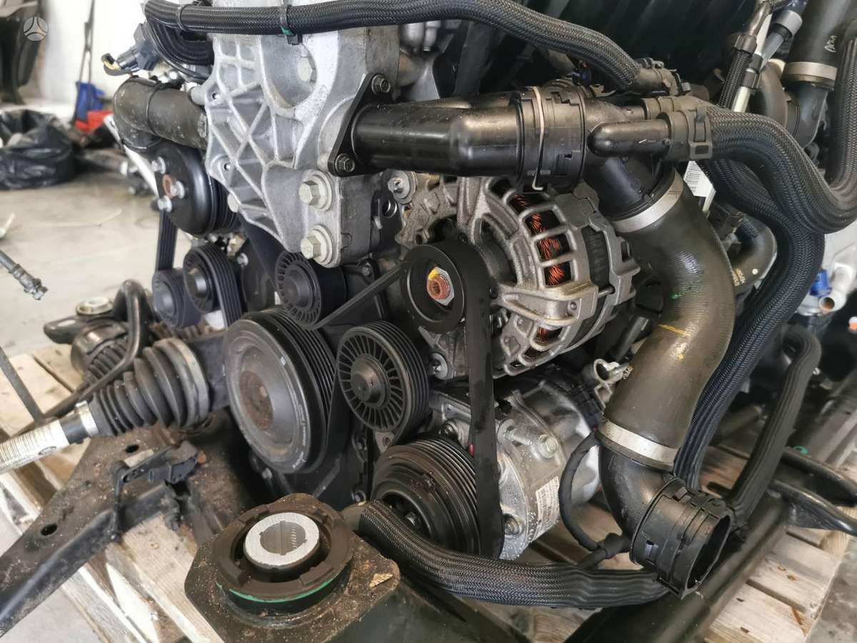 Jaguar E-Type for parts. Pilnas komplektas 204dtd