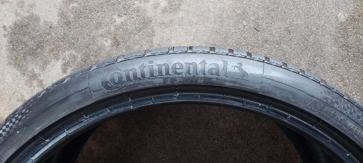 Continental, winter 285/30 R22