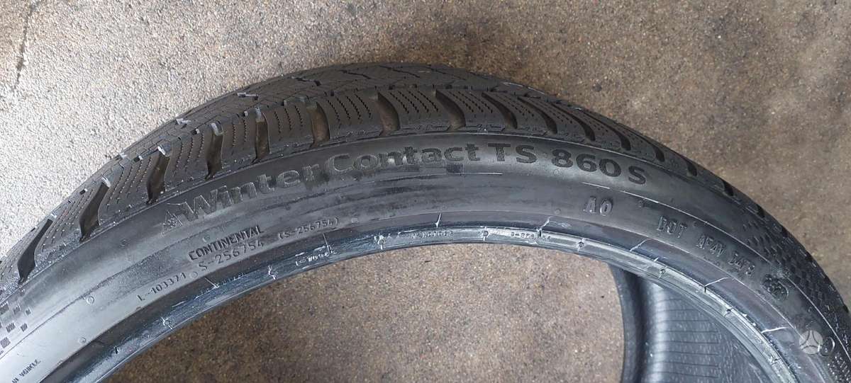 Continental, winter 285/30 R22