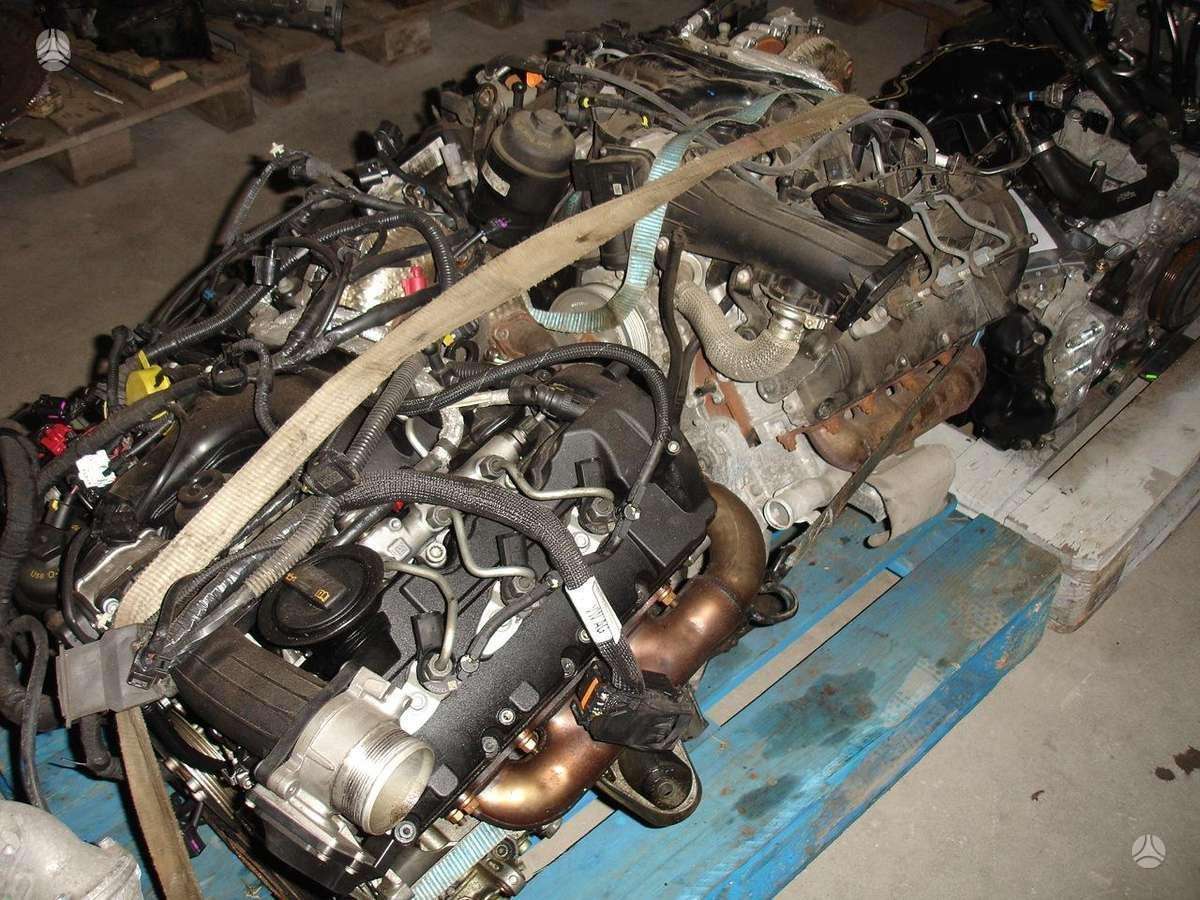 Audi A6, CDUC, variklio detalės