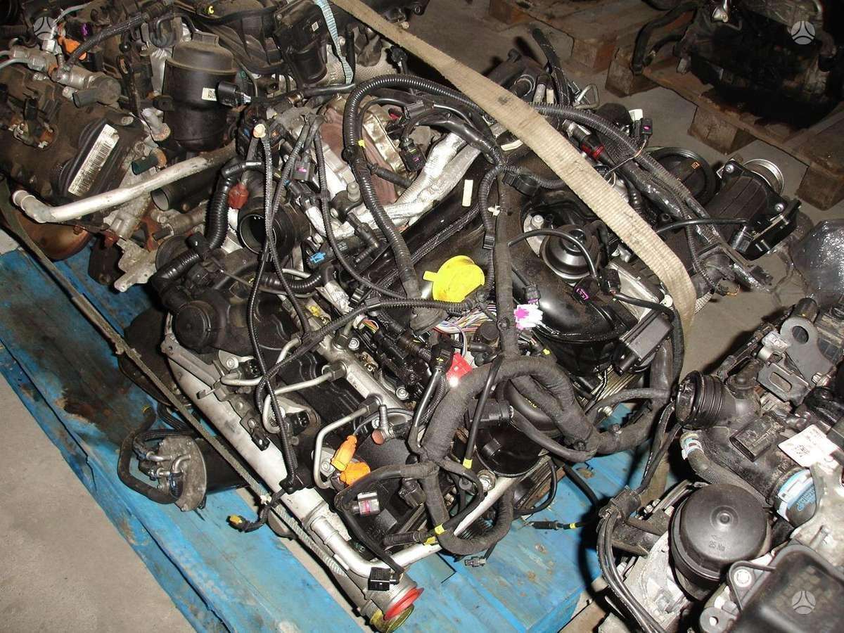 Audi A6, CDUC, variklio detalės