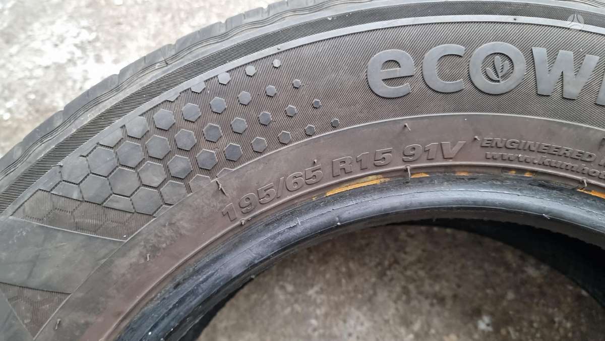 Kumho Ecowing ES31, summer 195/65 R15