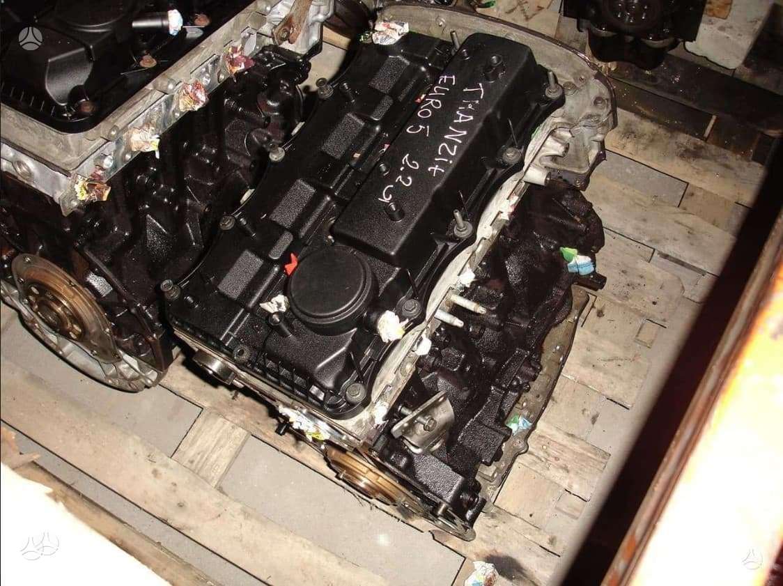 Ford Transit, 4H03, variklio detalės