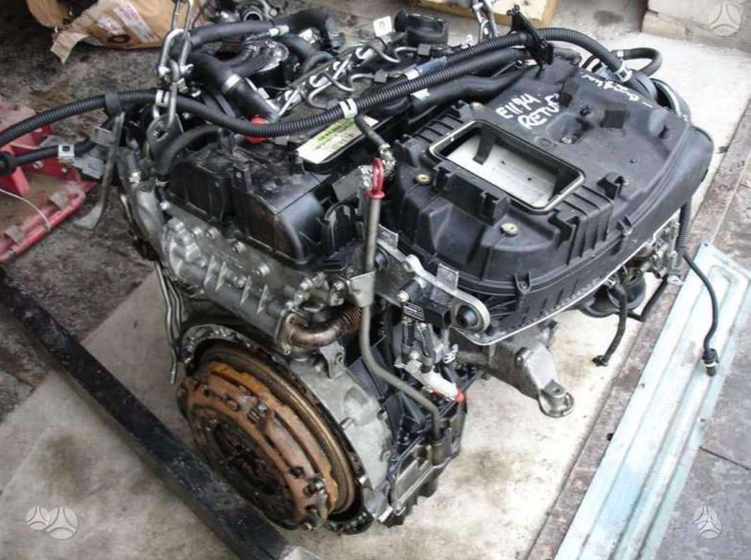 Mercedes-Benz E klasė variklio detalės