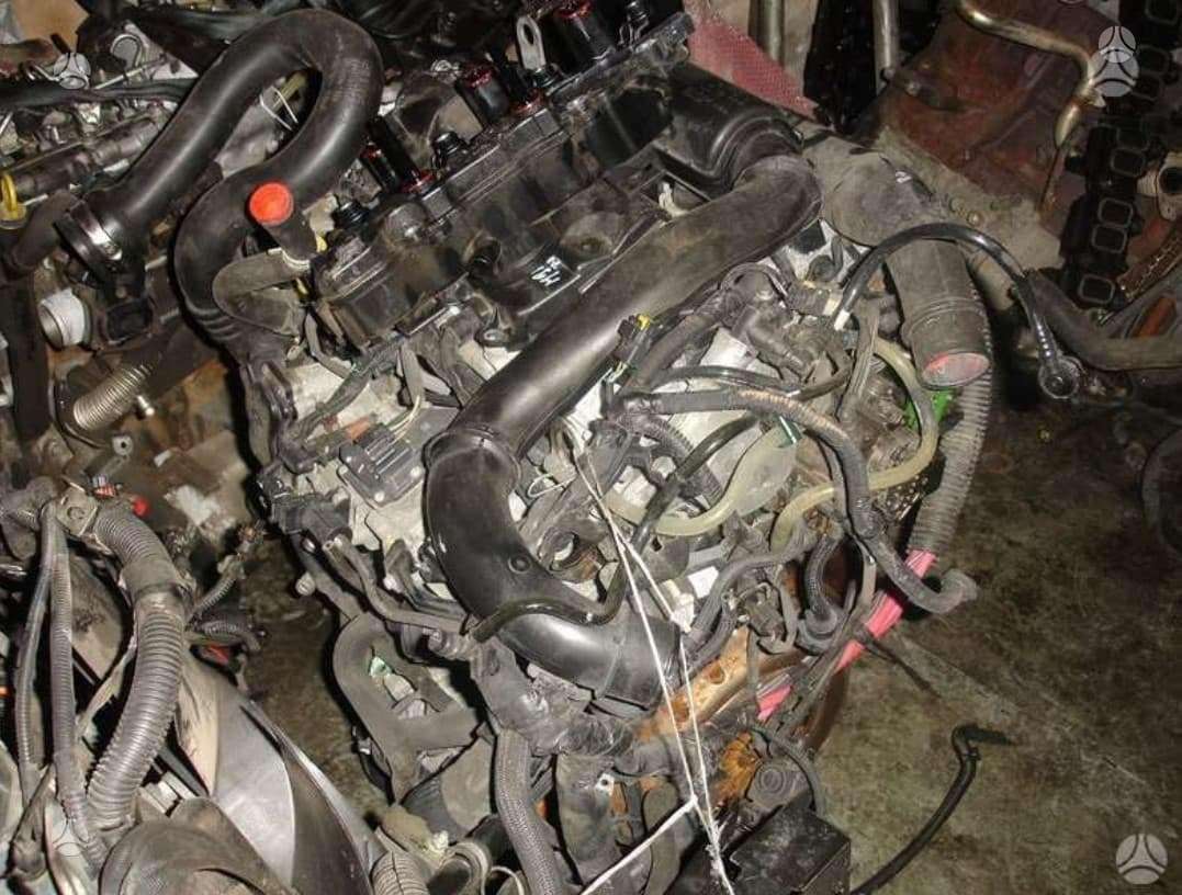 Nissan Primastar engine parts