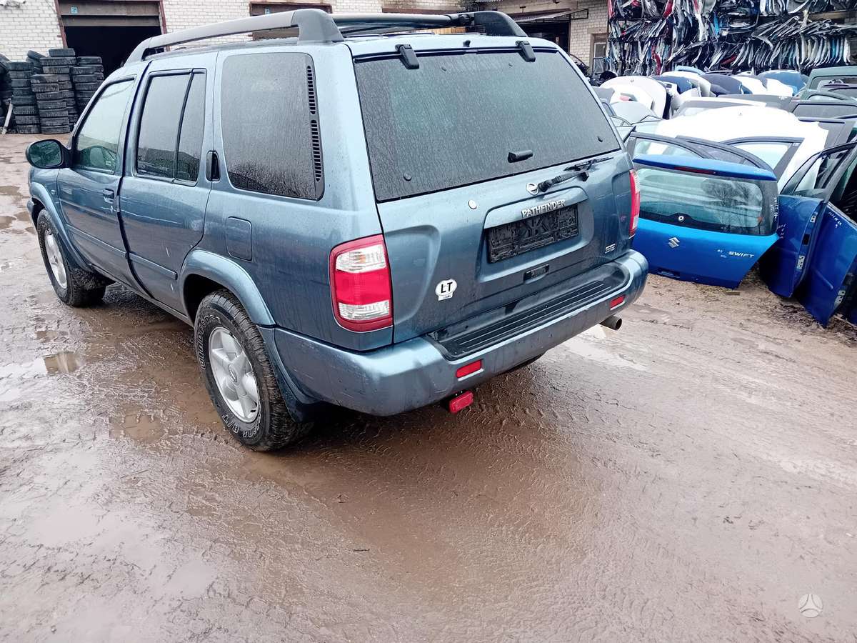 Nissan Pathfinder по частям