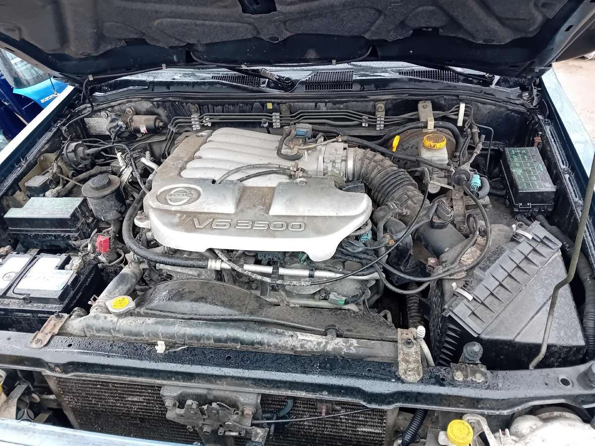 Nissan Pathfinder dalimis