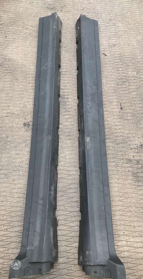 Maserati Levante body parts