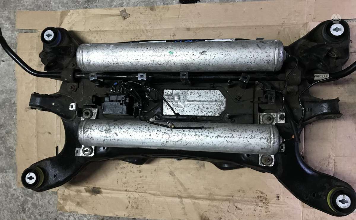 Maserati Levante body parts