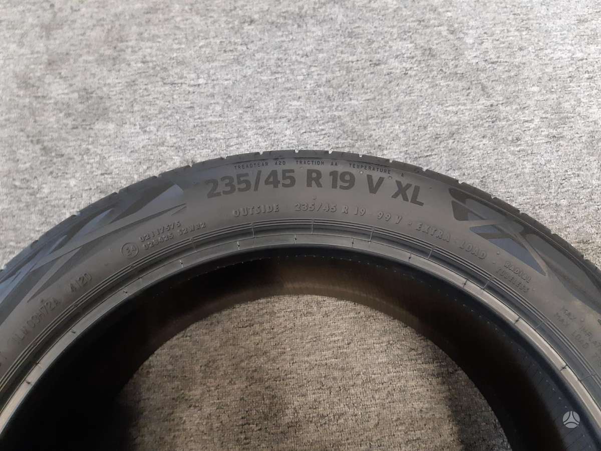 Continental 2024m 95% EcoContact6, летние 235/45 R19