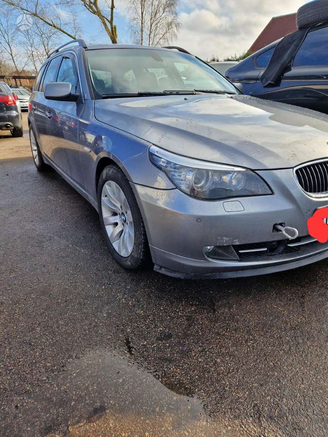 BMW 5 serija