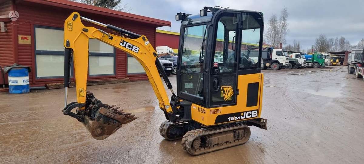 JCB 15C-1, mini ekskavatori