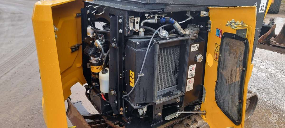 JCB 15C-1, mini ekskavatori