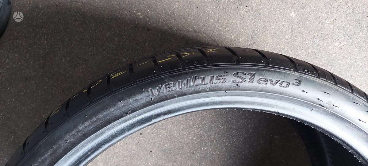 Hankook, summer 255/30 R20