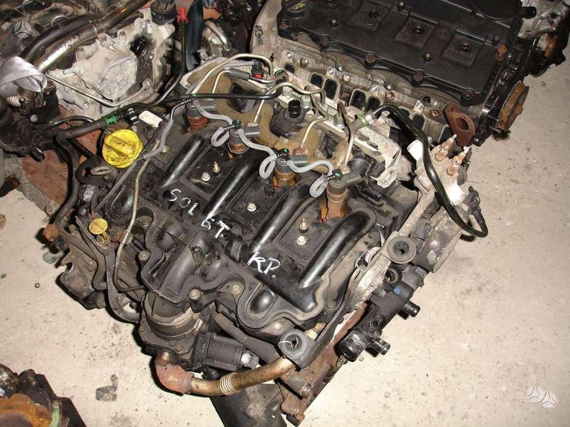 Renault Master dzinēja detaļas