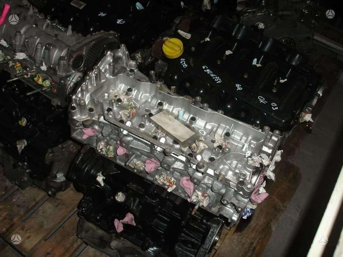 Renault Master dzinēja detaļas
