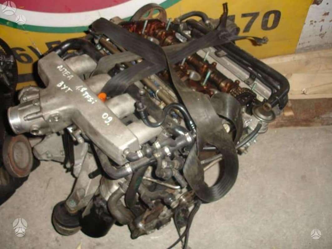 Skoda Octavia детали двигателя