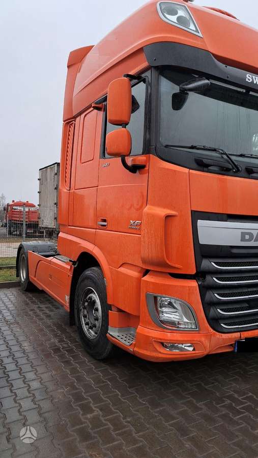 DAF XF440FT, vilcējs