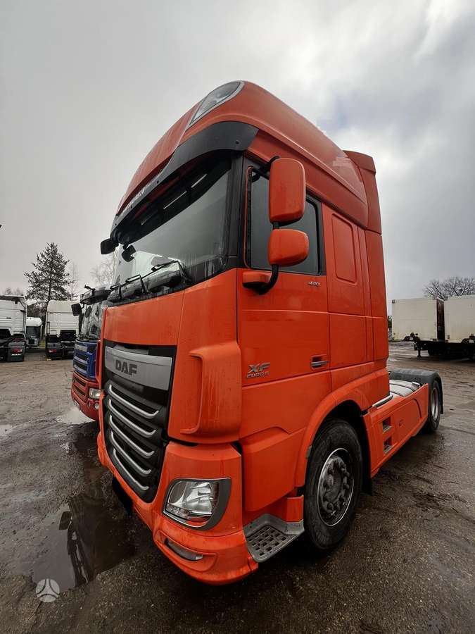DAF XF440FT, vilcējs
