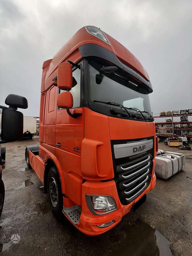 DAF XF440FT, vilcējs