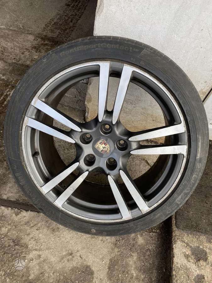 Porsche Panamera salono detalės