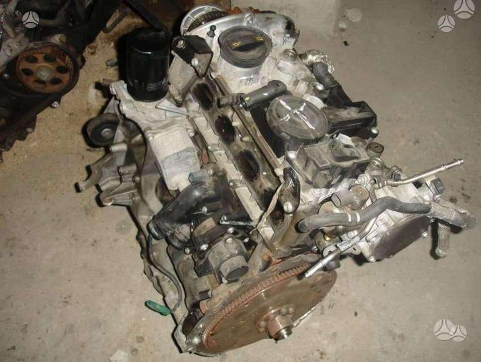 Volkswagen Passat CC детали двигателя