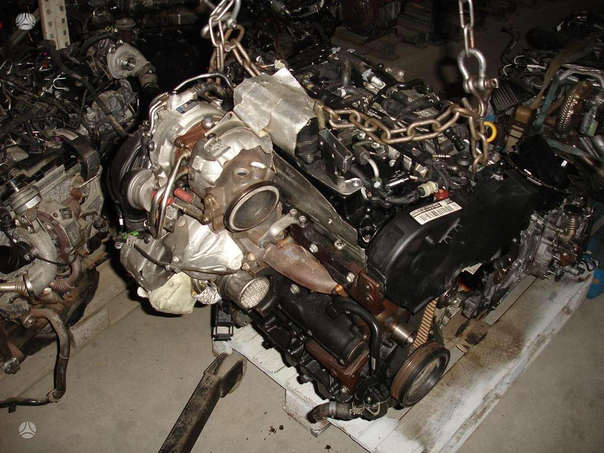 Volkswagen Passat, CUA, детали двигателя