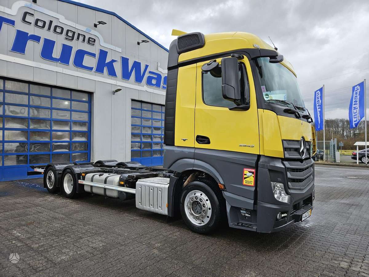 Mercedes-Benz Actros 2543, шасси