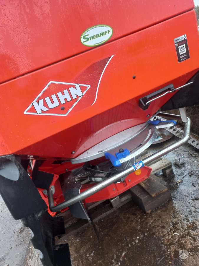 Kuhn AXIS 40.2 W, barstytuvai