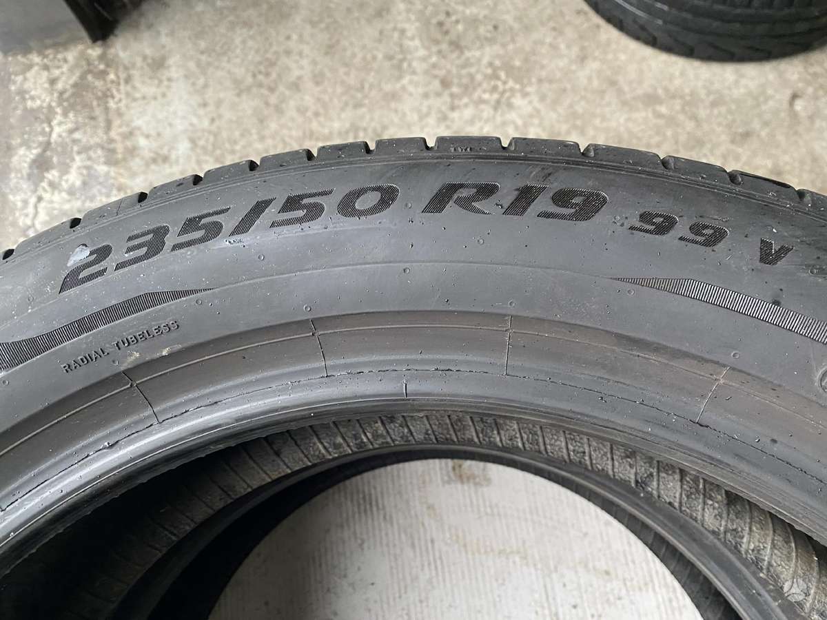 Pirelli P Zerro, summer 235/50 R19