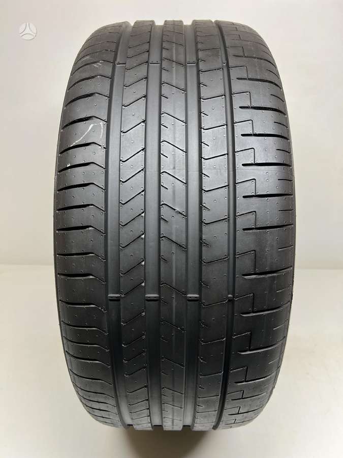 Pirelli P-Zero ||* BMW 2024m, summer 275/35 R22