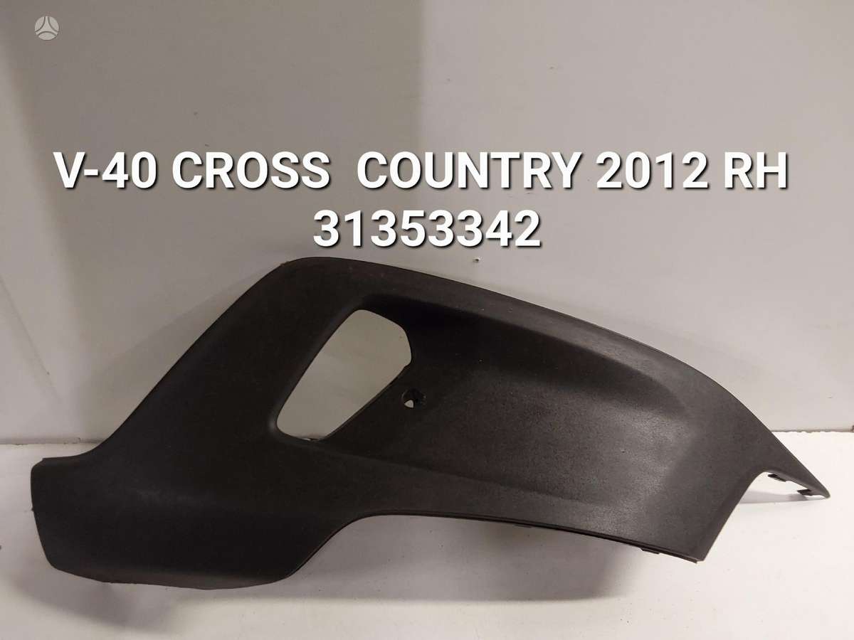 Volvo V40 Cross Country dalimis