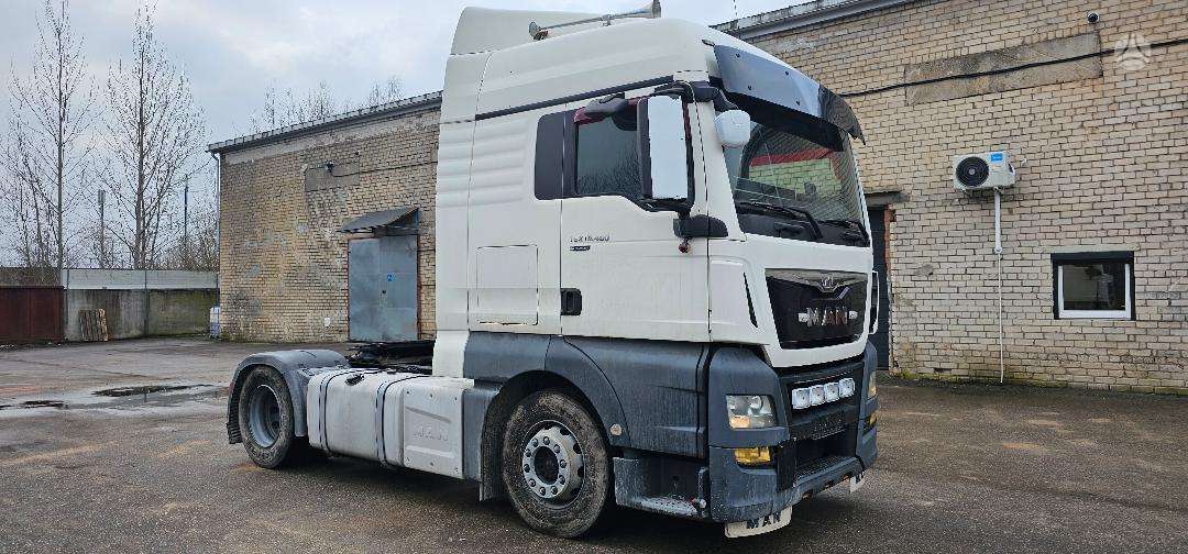 MAN TGX, semi-trailer trucks