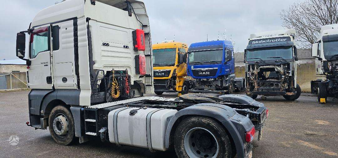 MAN TGX, semi-trailer trucks