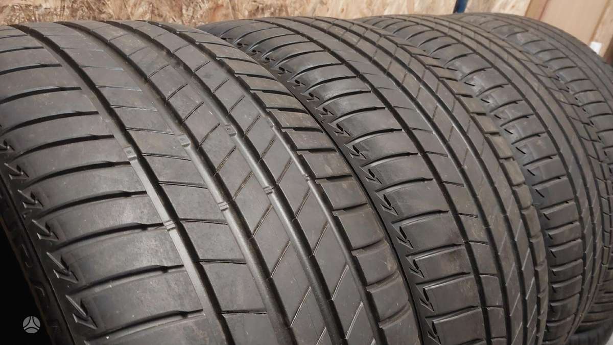 Bridgestone Turanza T005, летние 245/40 R19
