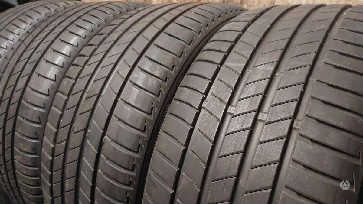 Bridgestone Turanza T005, летние 245/40 R19