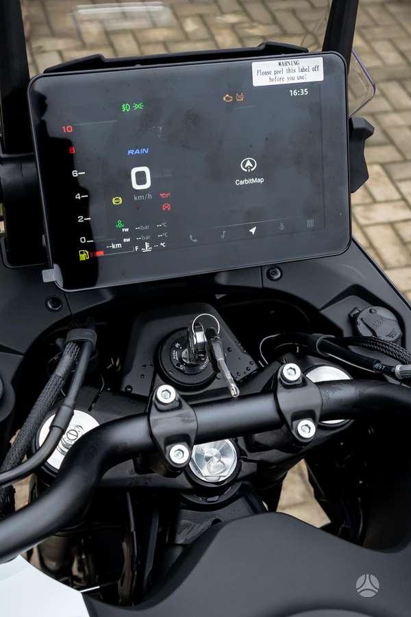 CFMOTO 800 Explore 799cc, touring / sport touring