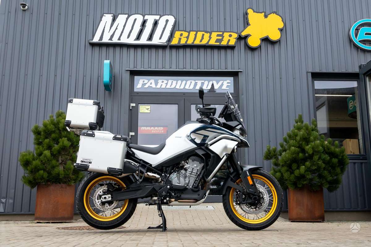 CFMOTO 800 Explore 799cc, touring / sport touring