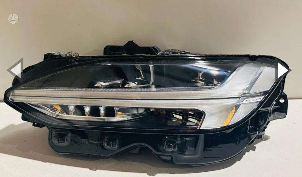 Volvo S90 lights, front grill