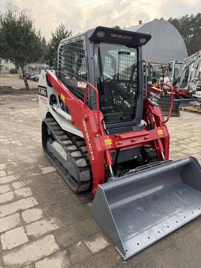 Takeuchi TL 8 R2, мини-погрузчики